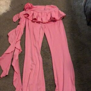 Beautiful ruffle pants!